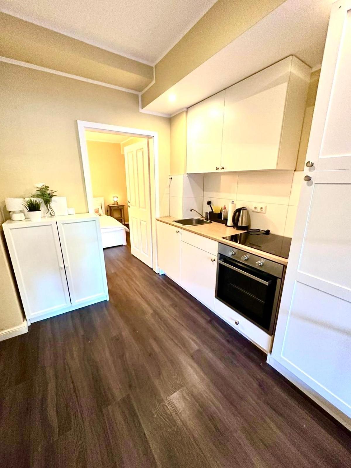 Zentrales Apartment Mit Terrasse Brême Extérieur photo