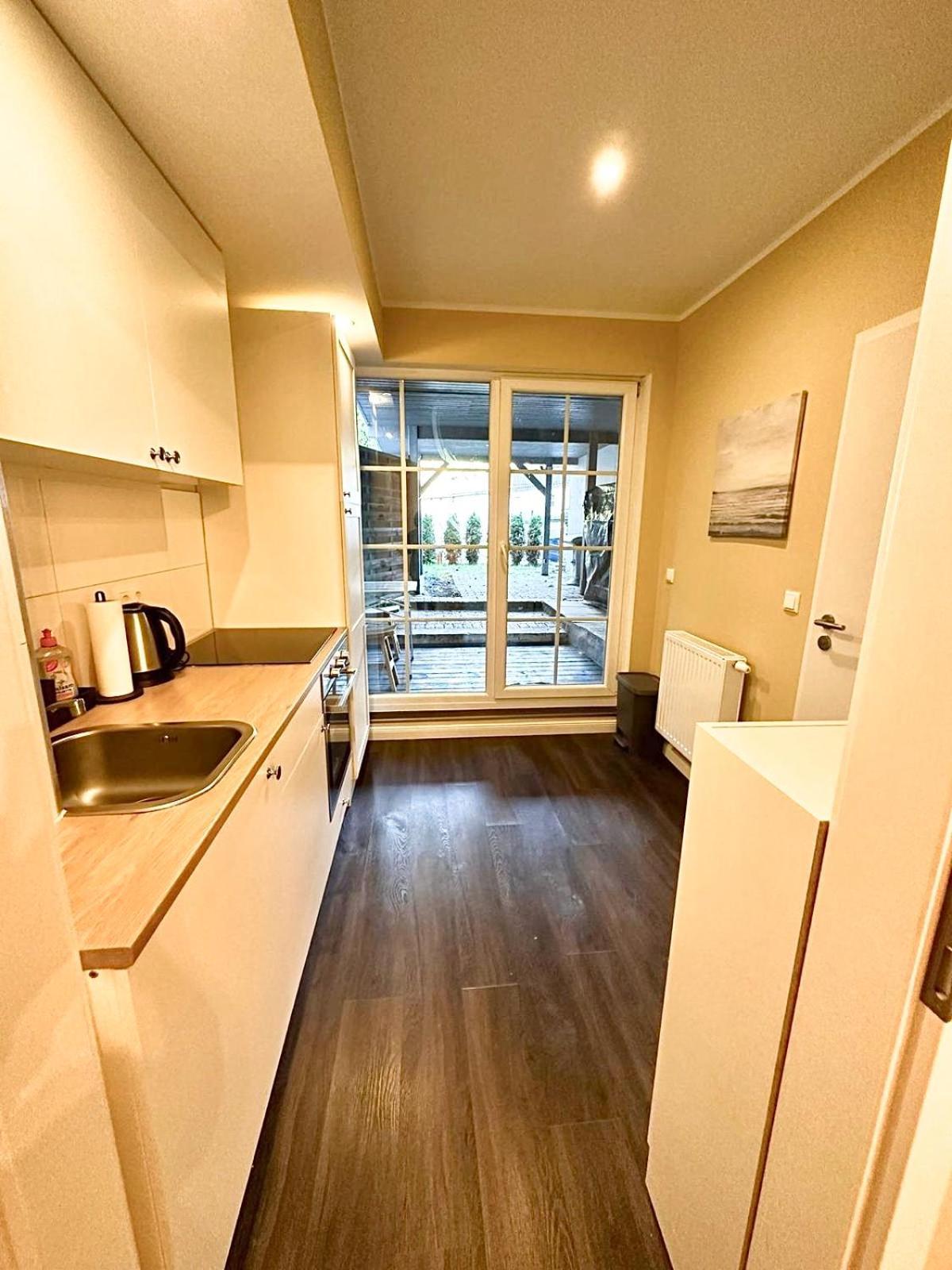 Zentrales Apartment Mit Terrasse Brême Extérieur photo